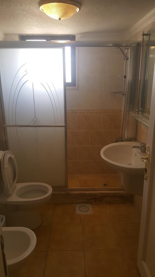 Al Khaleej Hotel Apartments Амман Екстер'єр фото